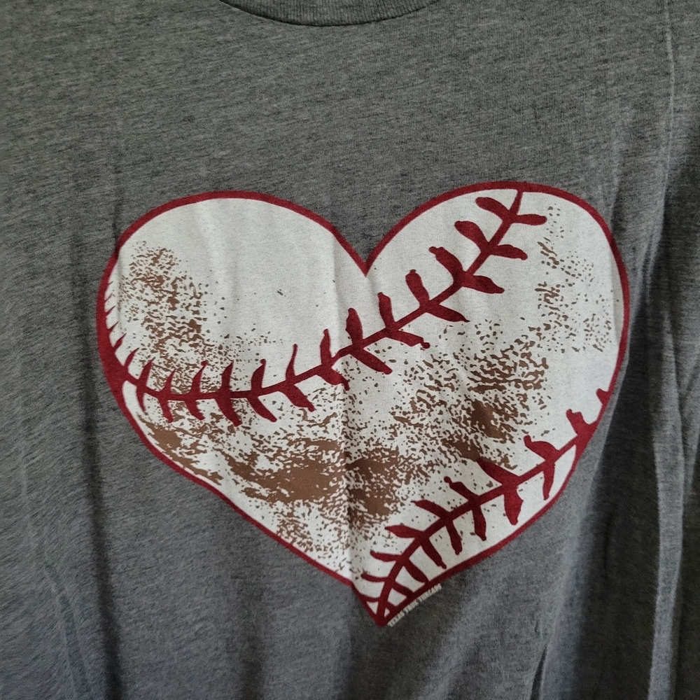 Texas True Threads Women’s Gray Baseball Heart Graphic Tee Shirt Soft Blend 3XL - Picture 3 of 4